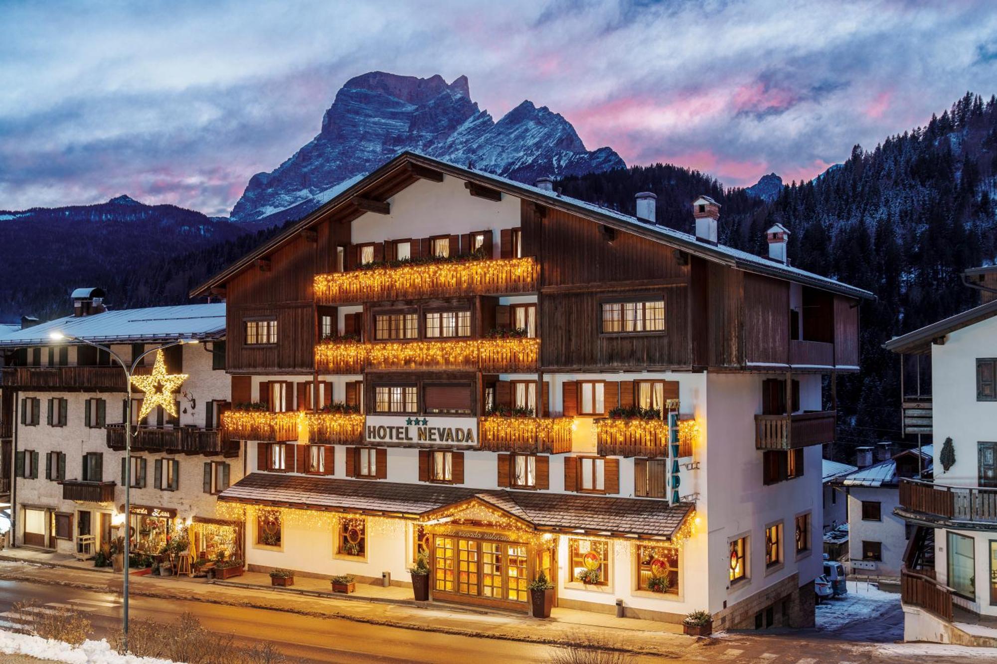 Best Western Hotel Nevada San Vito di Cadore Extérieur photo